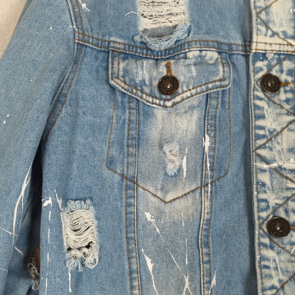 Rolling Paper Women's Blue Distressed Paint Flecked Denim Jacket Size‎ M - Picture 4 of 8